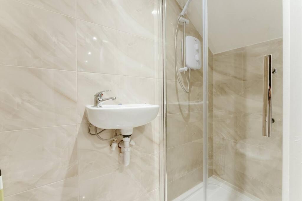 Charming Central London Kitchenette - Your Ideal Stay In The Heart Of The City Esterno foto